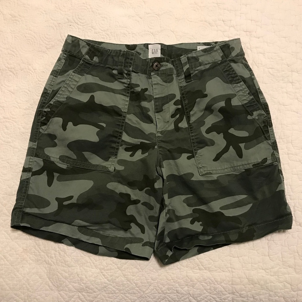Gap camouflage 6” shorts (8)